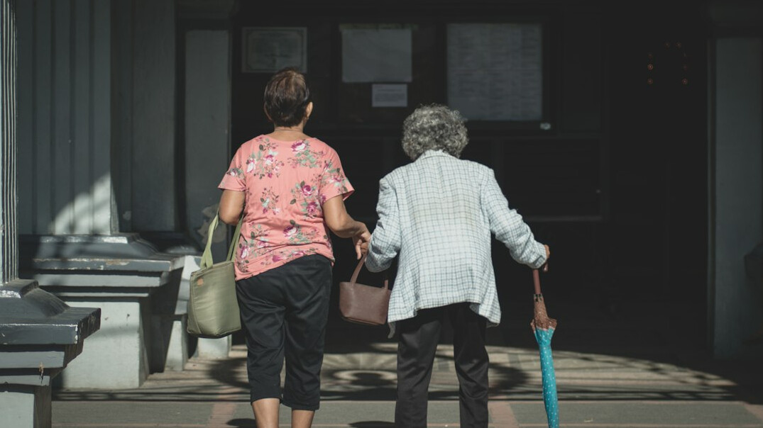 elderly people in community